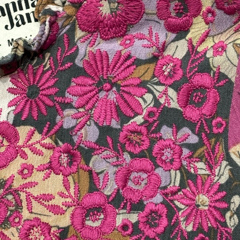 Adorable Boho Peasant Blouse by Savanna Jane! Size Medium - Picture 6 of 11